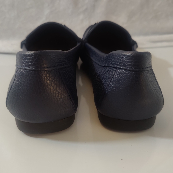 Gianni Bernini Navy Blue Leather Loafer Shoes Womens Slip On Flats size 7 1/2 - Picture 2 of 11